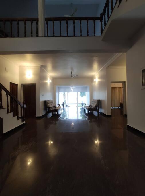 Riveria Portico - River Side 6 Bedroom Private Pool Bungalow North Paravur Exteriör bild